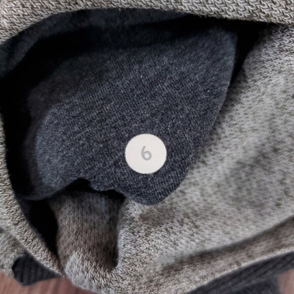 Lululemon Womens Size 6 On The Daily Hoodie Gray Full Zip Athleisure - Picture 12 of 14